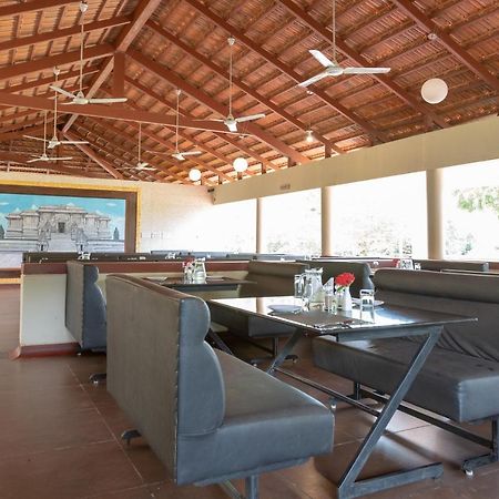 KSTDC Hotel Mayura Yagachi, Belur Belur  Bagian luar foto