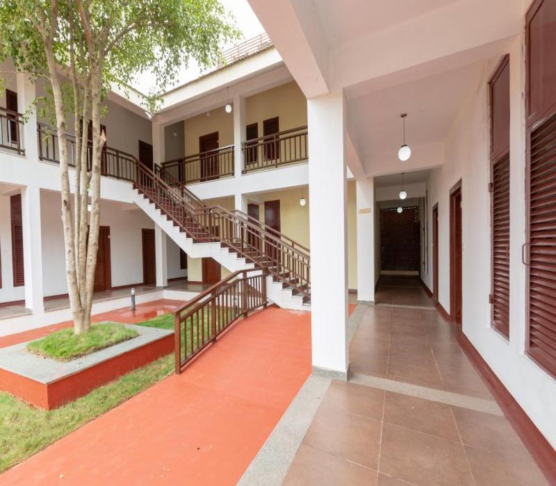 KSTDC Hotel Mayura Yagachi, Belur Belur  Bagian luar foto